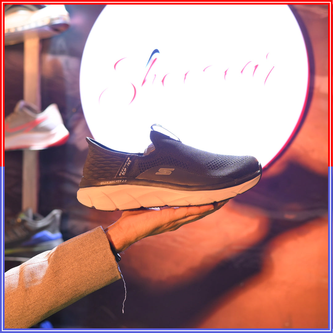 Skechers D'Lux Walker 2.0.