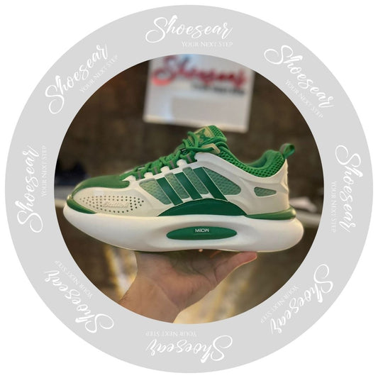 Miiioow Green and White