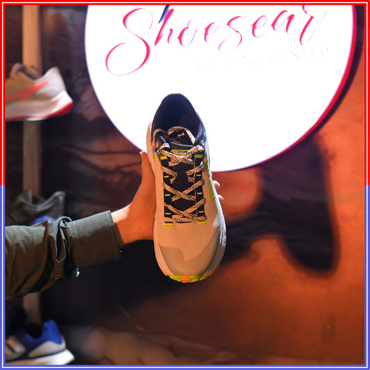 NEW BALANCE FRESH FOAM MORE TRAIL V2 WHITE BLACK GREEN