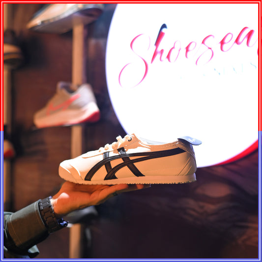ONITSUKA TIGER MEXICO 66 | WHITE & BLACK COLOR