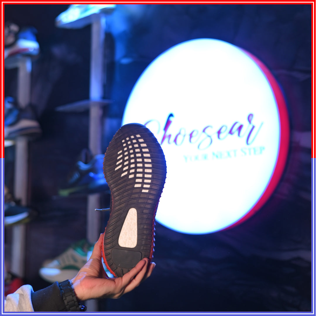 Adids-yeeezyy-350-black-red