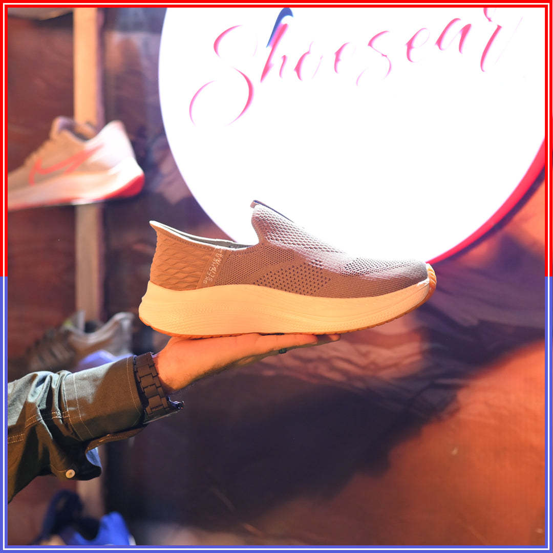 Skechers GO RUN Elevate - Upraise Light Gray