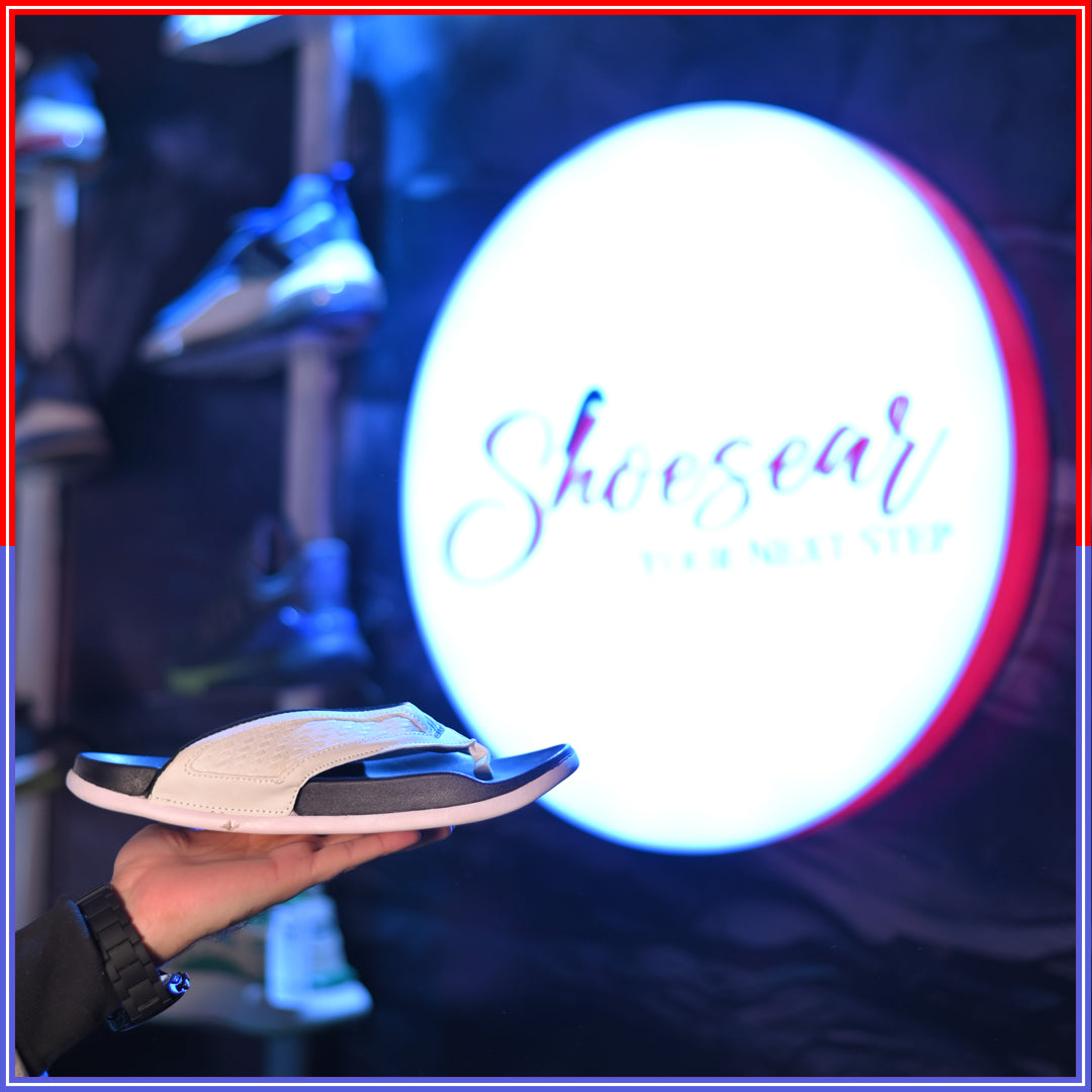 Addi Slippers White and Black