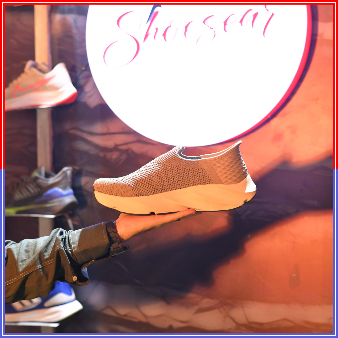 Skechers Run Easy Slip Ins - Grey (Dot Perfect)