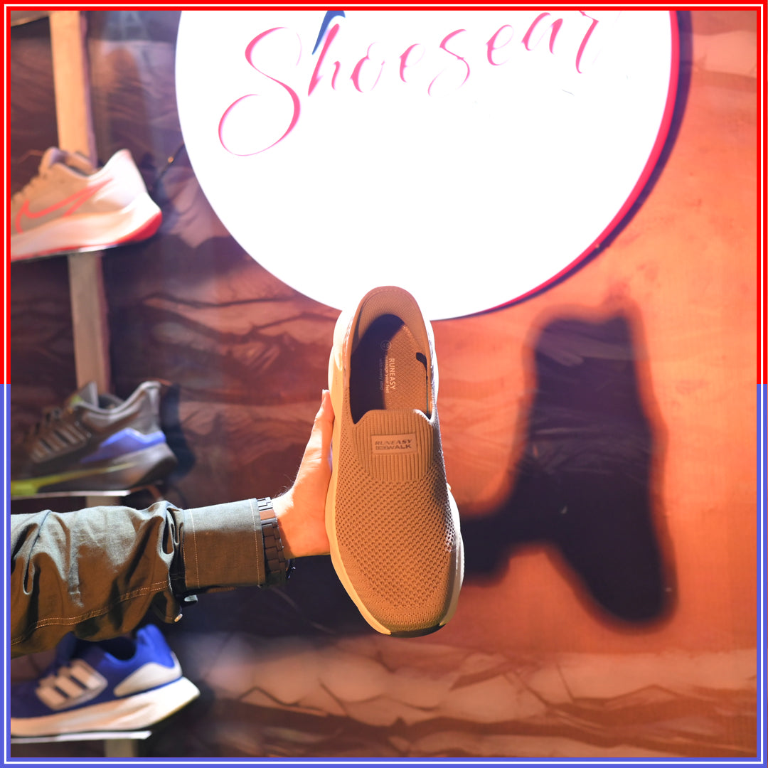 Skechers Run Easy Slip Ins - Grey (Dot Perfect)