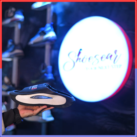 Smile Foam Winter Slipper (Black and White)