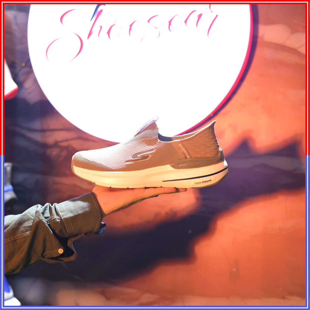 Skechers Slip-ins Max Cushioning Hyper Burst