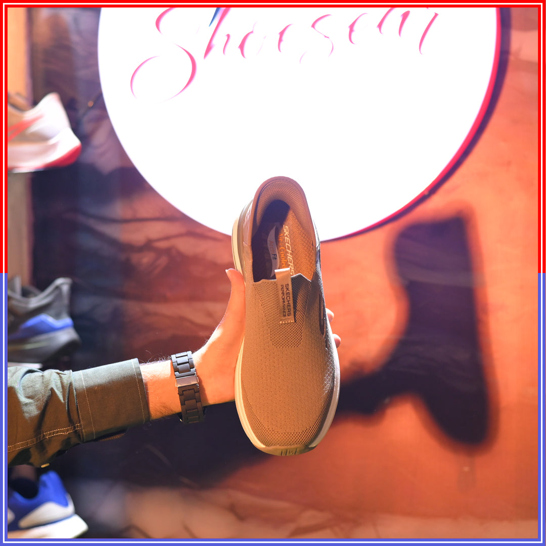 Skechers Slip-ins Max Cushioning Hyper Burst