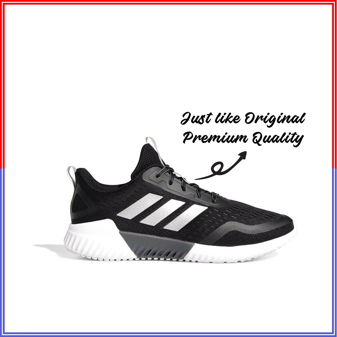 ADIiDS 600 BLACK AND WHITE