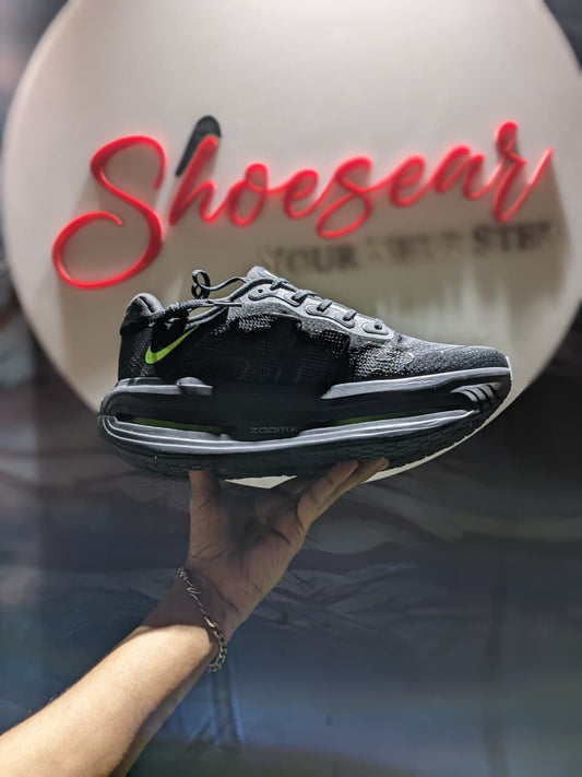 Nike Vomero Premium "BLACK"