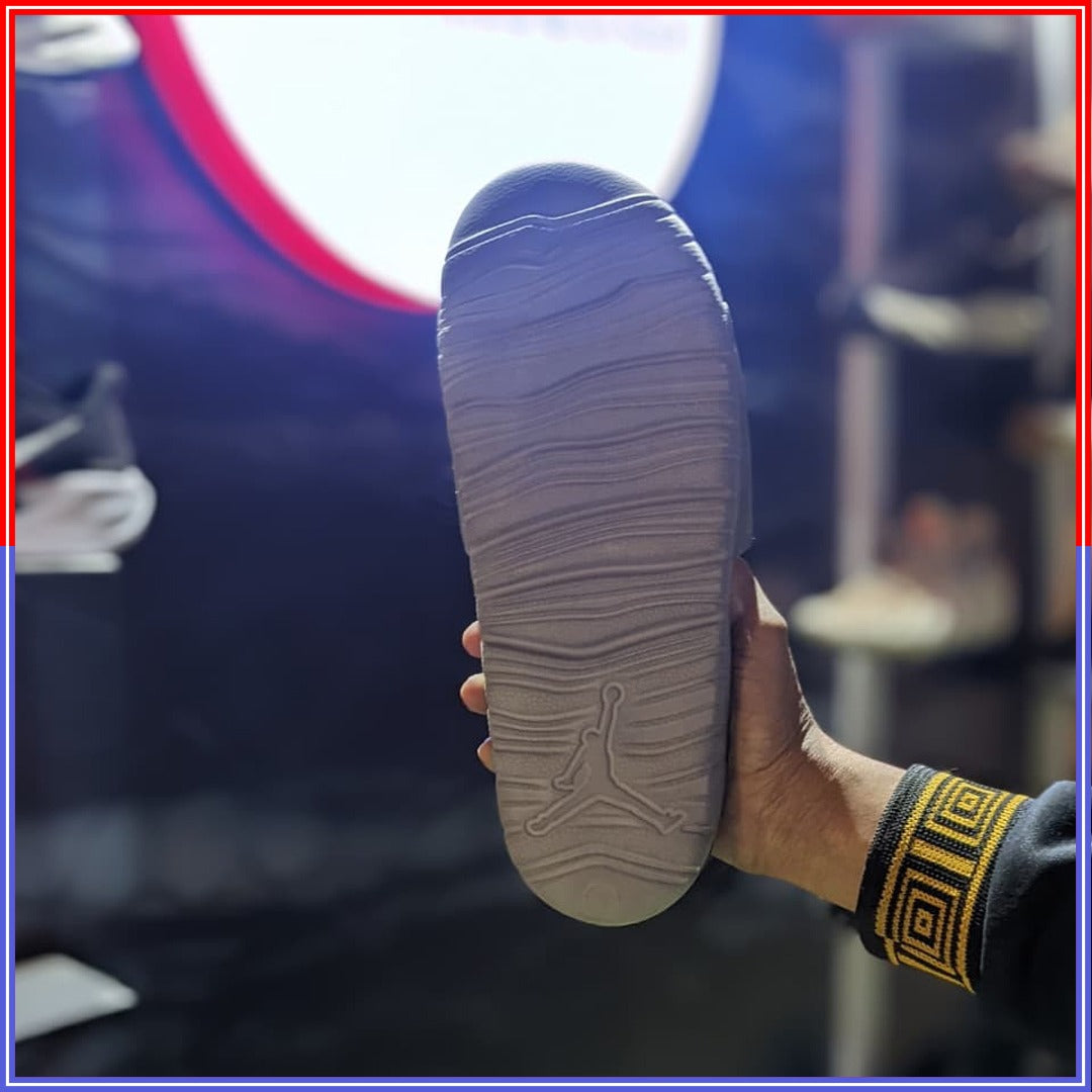Jordan Slippers Grey