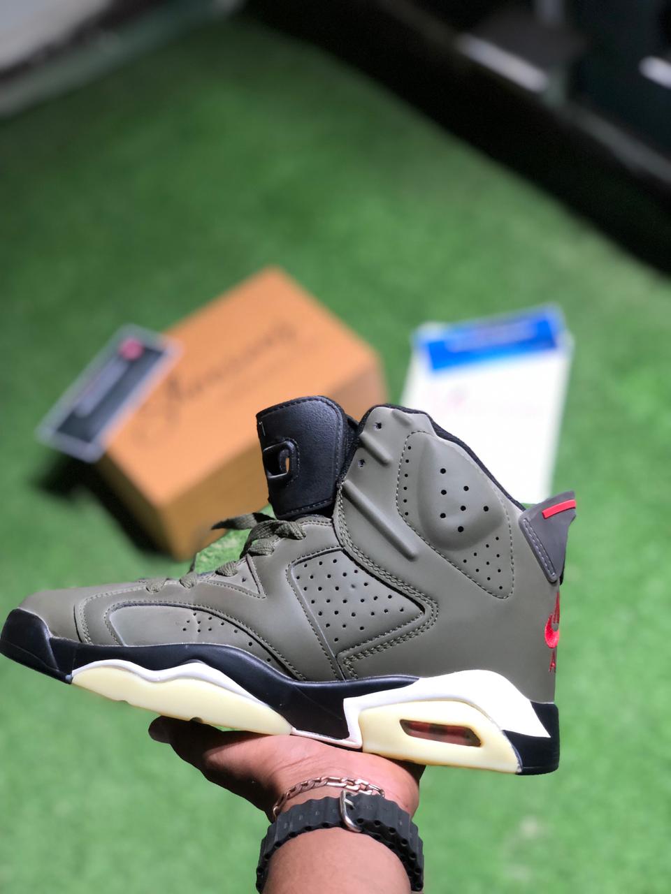 A.J.J-6 x Traviiis (Medium Oliive Shoesear)