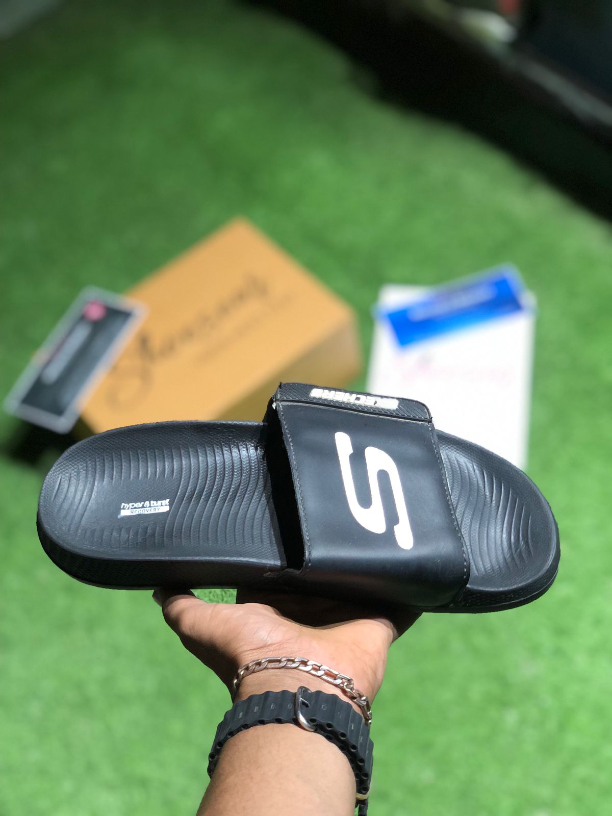 Skechers ARCH FIT HYPER Slides