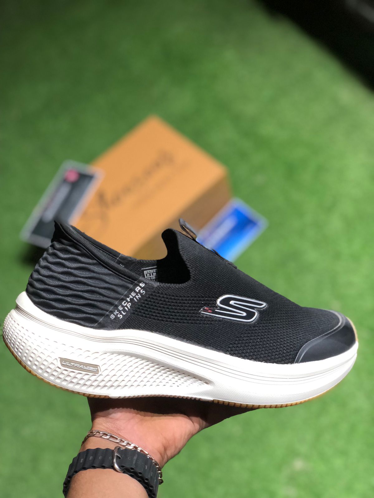 Skechers Go Run Elevate 2.0 Ultra Light
