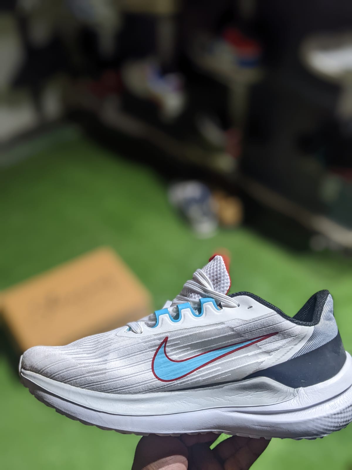 Nike Air Zoom Winflo 7 'Flash Crimson Aqua'